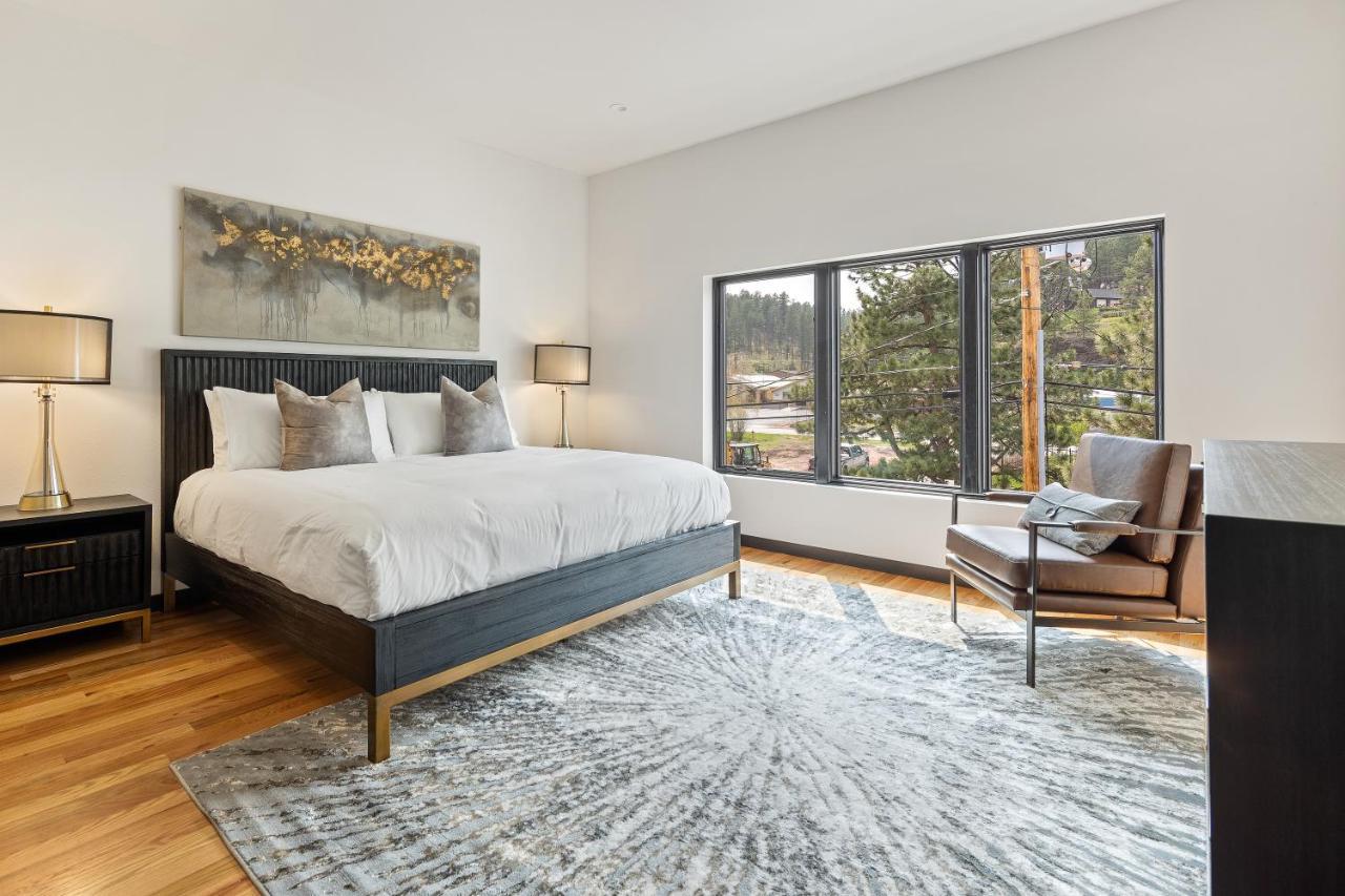 Mcgregor & Main - Luxury Lofts *