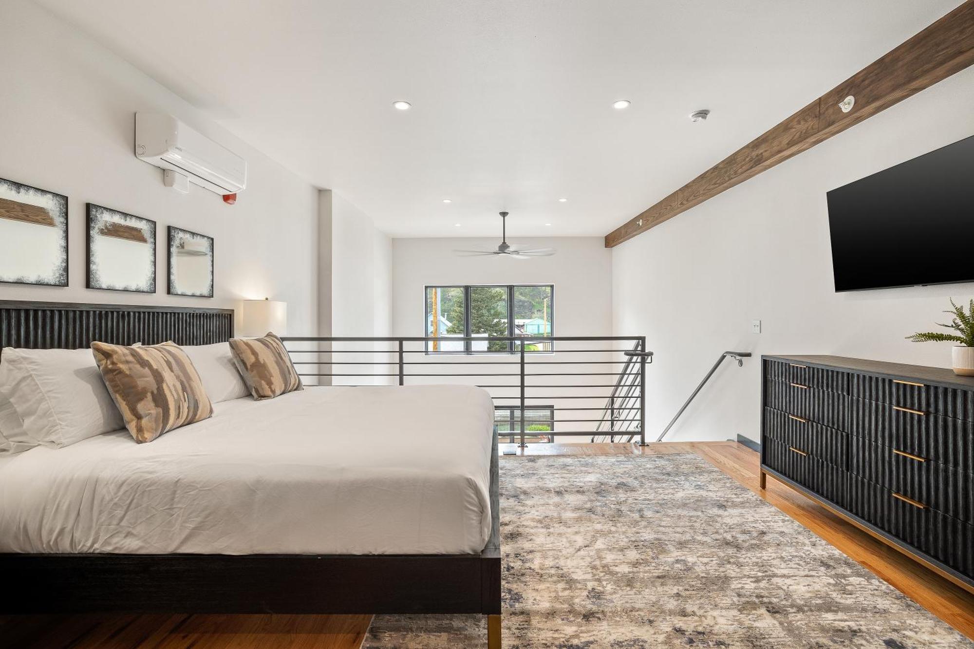Mcgregor & Main - Luxury Lofts