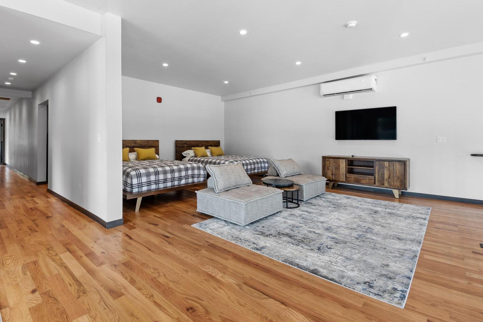 Mcgregor & Main - Luxury Lofts * Hill City